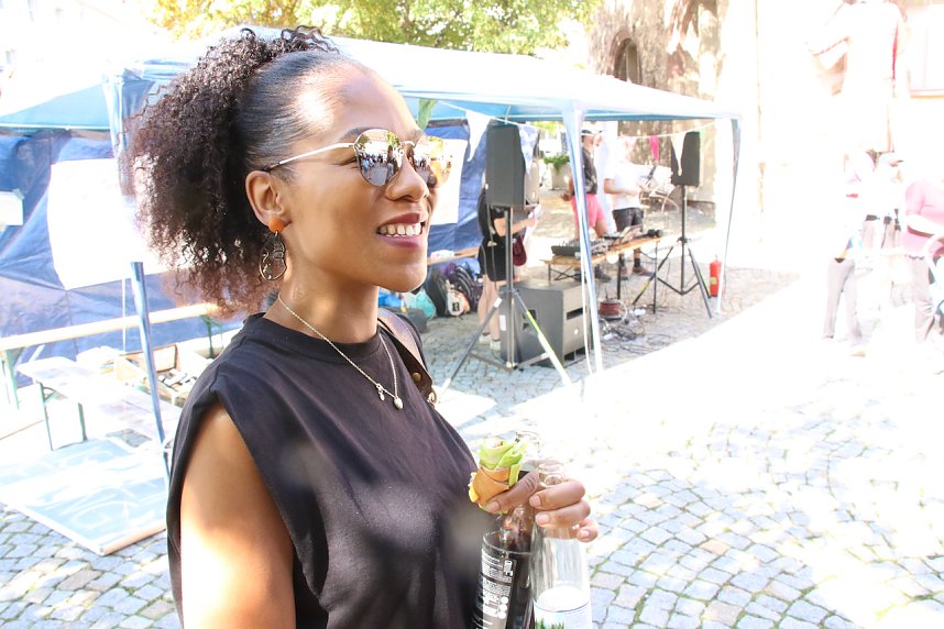 Stra&szlig;enfest auf dem Rathausplatz