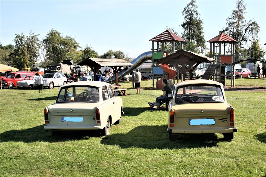 Drittes Traktor- und Oldtimertreffen in Bennungen