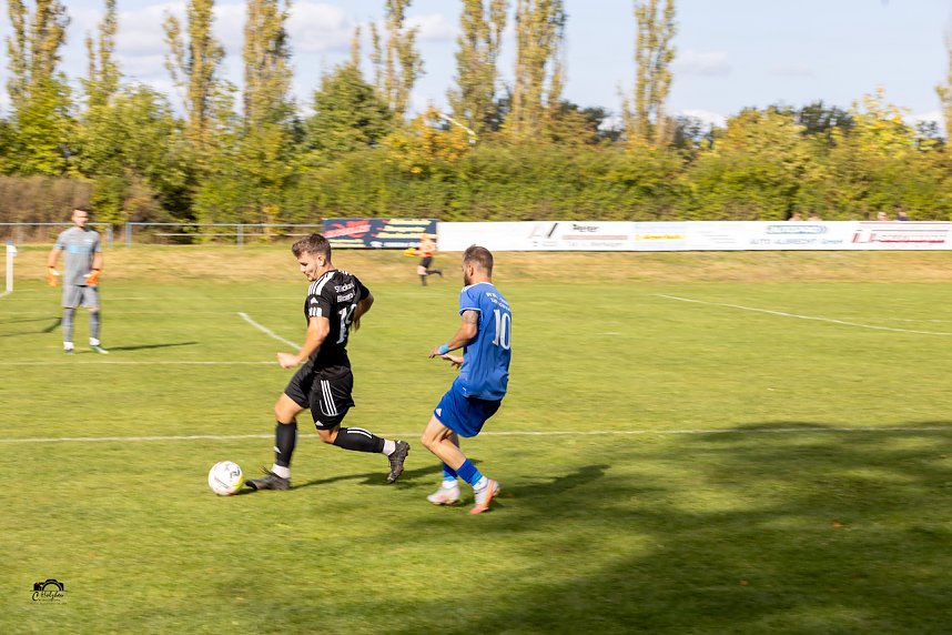 Lokalderby am Fu&szlig;e der Bleicher&ouml;der Berge