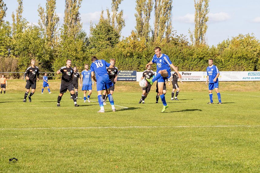 Lokalderby am Fu&szlig;e der Bleicher&ouml;der Berge