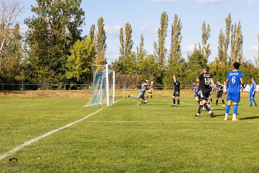 Lokalderby am Fu&szlig;e der Bleicher&ouml;der Berge