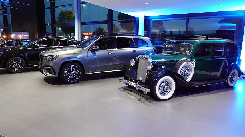 Im Mercedes-Autohaus Peter: Mobilit&auml;t traf Musik