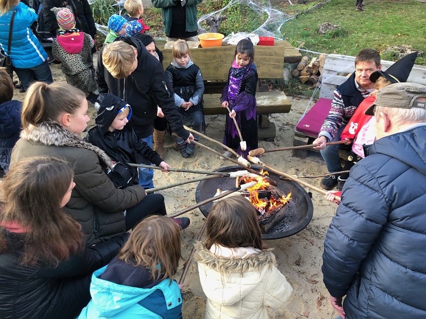 Gro&szlig;e Halloweenfest im Clubhaus vor drei Jahren