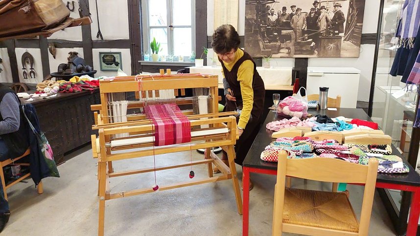 Im Tabakspeicher wird heute und morgen gesponnen, gefaltet oder gestrickt.