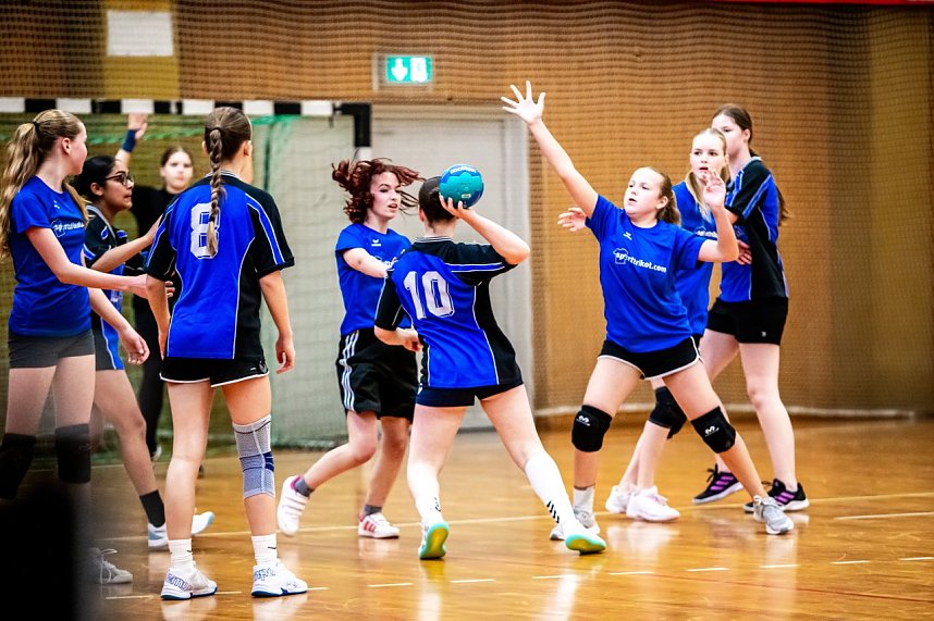 Handballfest in der Ballspielhalle