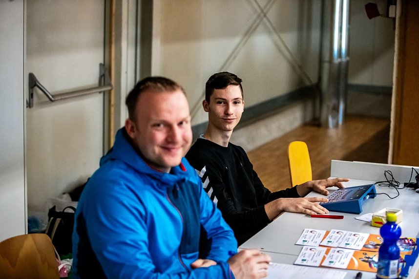 Handballfest in der Ballspielhalle