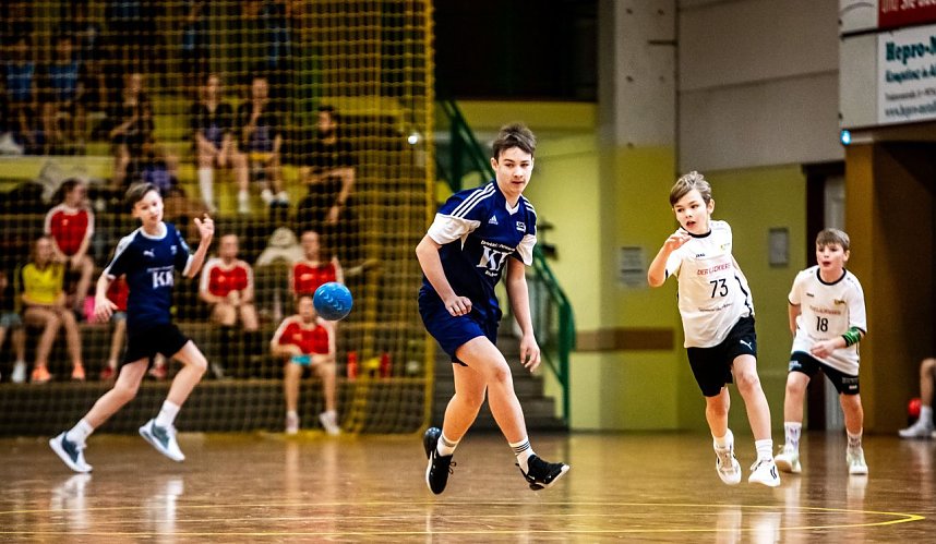 Handballfest in der Ballspielhalle