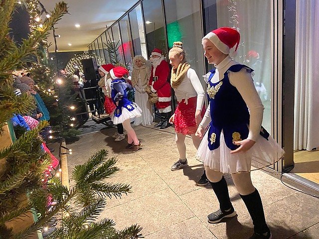 Das Tanzstudio Radeva wird wieder beim Adventskalender auftreten