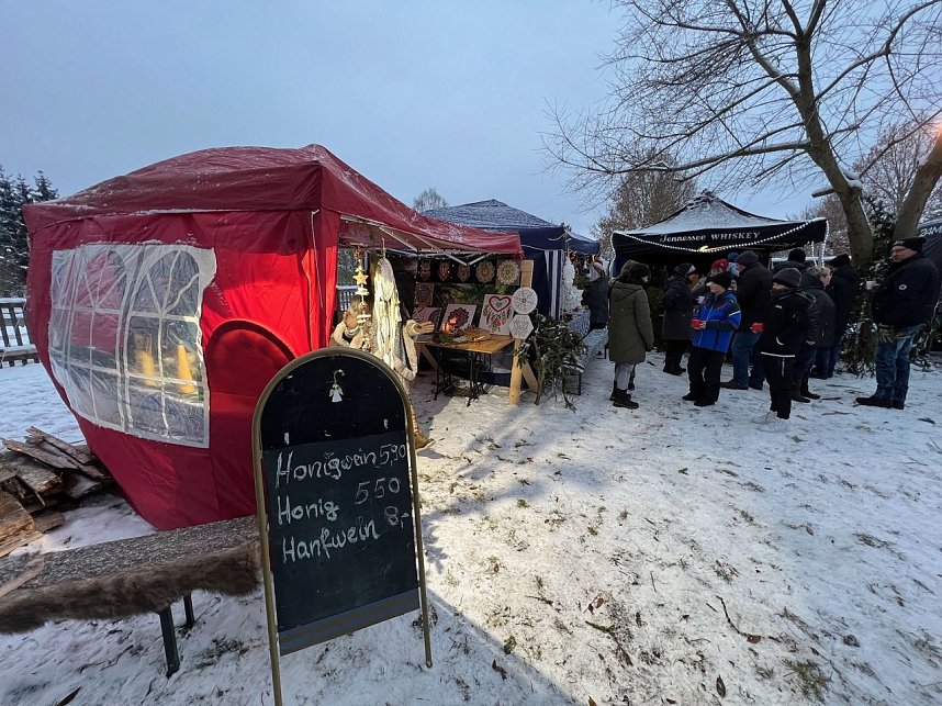 Weihnachtsmarkt im Pfarrgarten 