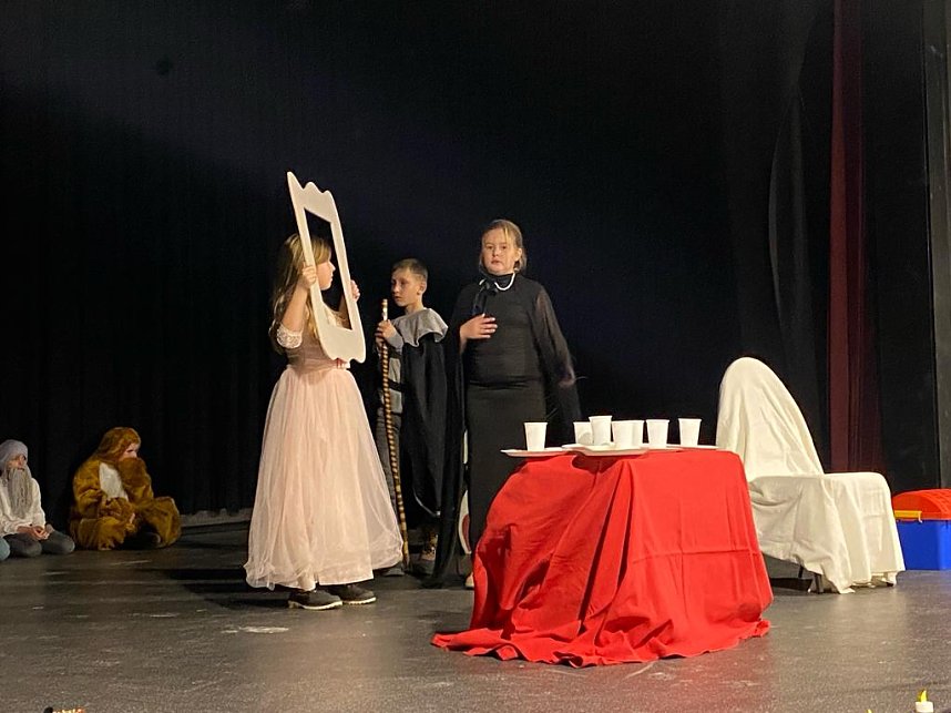 M&auml;rchenauff&uuml;hrung in der F&ouml;rstemann-Grundschule