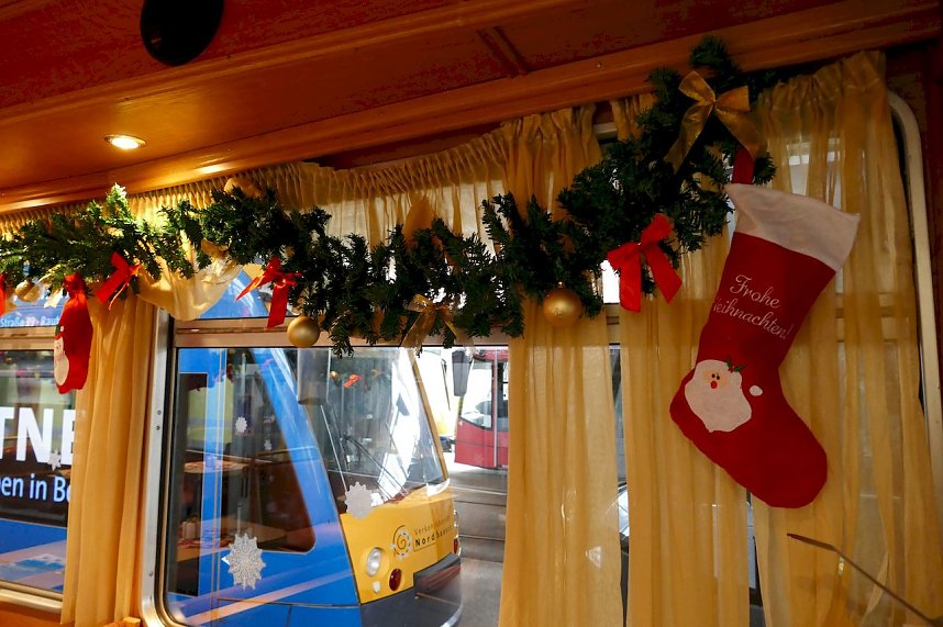 Die "Weihnachtsbahn" war unterwegs