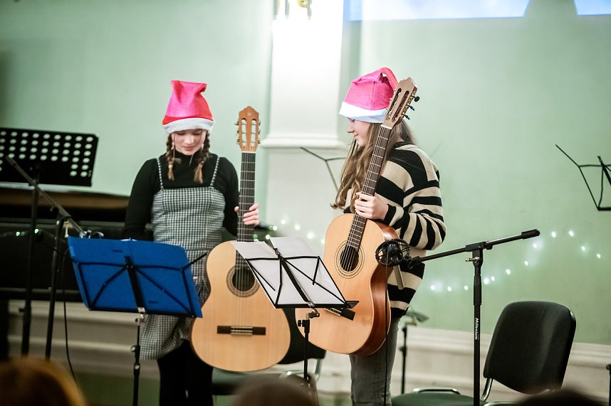 Begeisterndes Weihnachtskonzert im Humboldt-Gymnasium