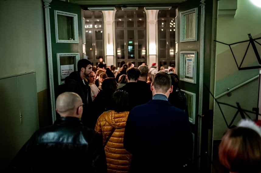Begeisterndes Weihnachtskonzert im Humboldt-Gymnasium