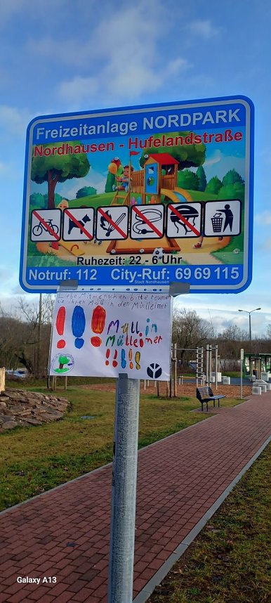 Kinder wehren sich gegen Verh&uuml;llung &ouml;ffentlicher Pl&auml;tze