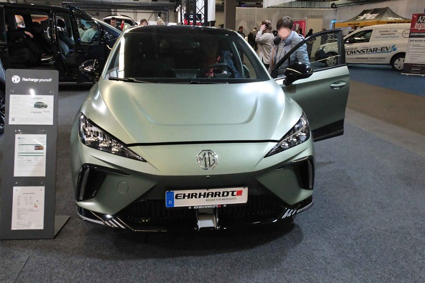 Peter Blei unterwegs auf der Automesse Erfurt