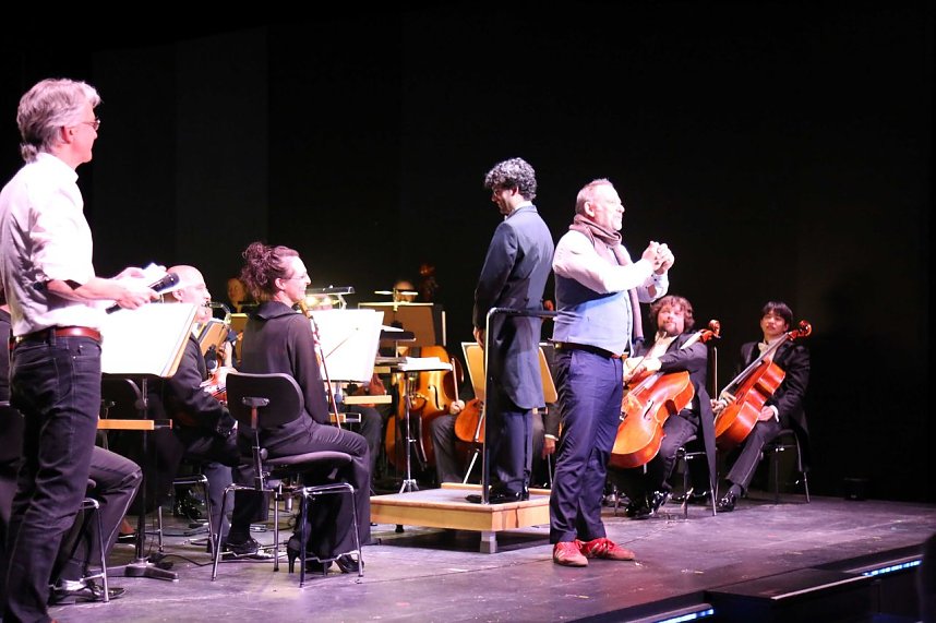 Das Benefizkonzert im Theater brachte &uuml;ber 10.000 Euro Spenden f&uuml;r Windehausen zusammen