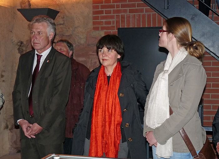 Henriette pickt am Kyffh&auml;user