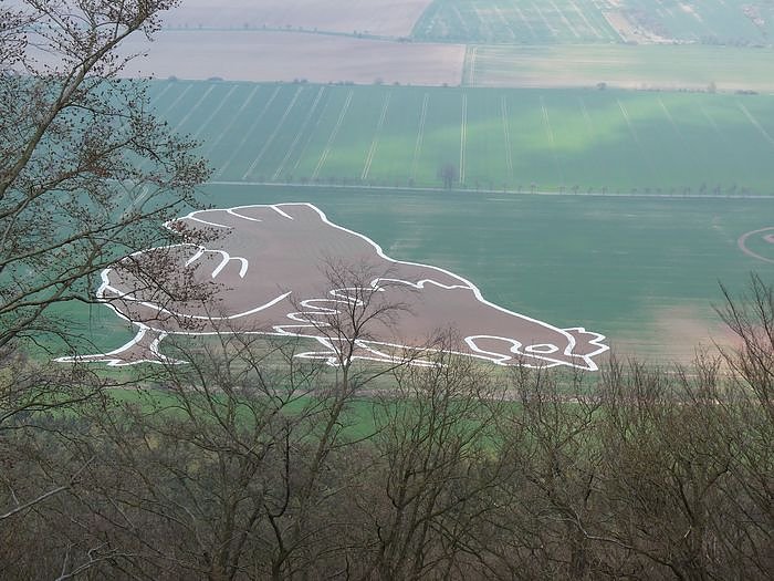 Henriette pickt am Kyffh&auml;user