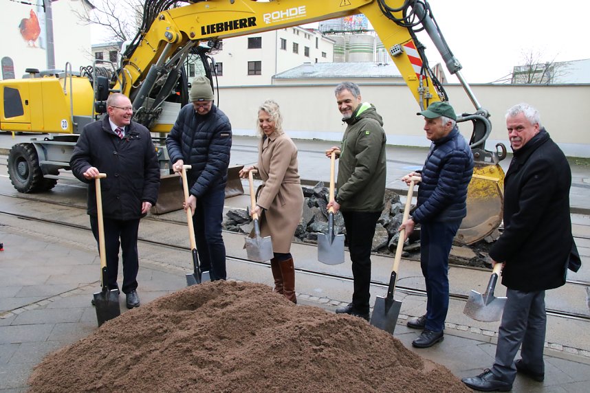 Baubeginn zwischen Rautenstra&szlig;e und Bahnhofstra&szlig;e