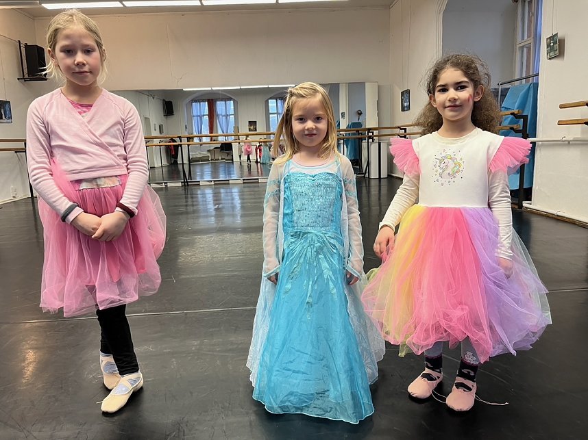 Faschingswoche im Tanzstudio Radeva