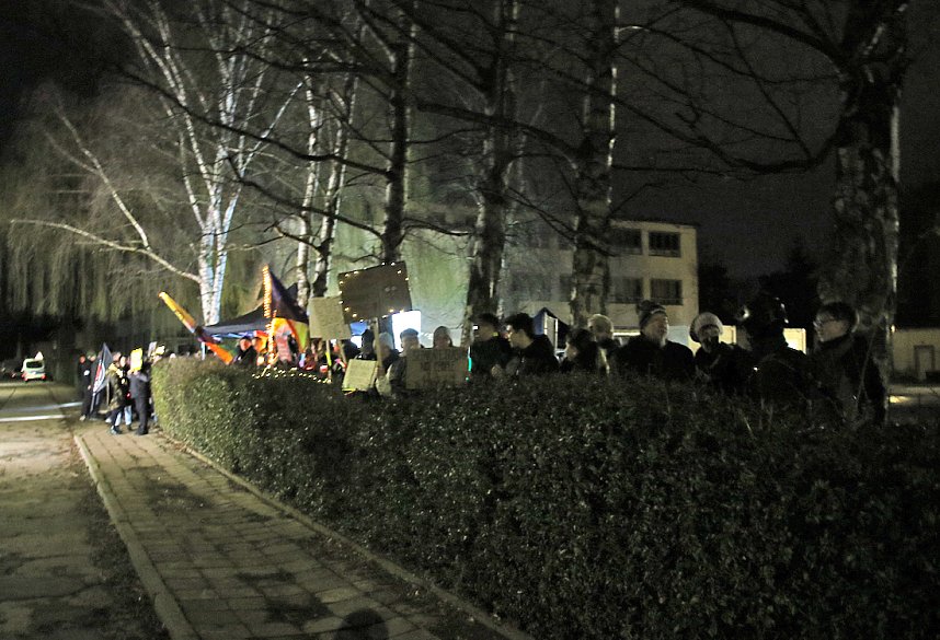 Gegenprotest zur AfD Veranstaltung in Sundhausen