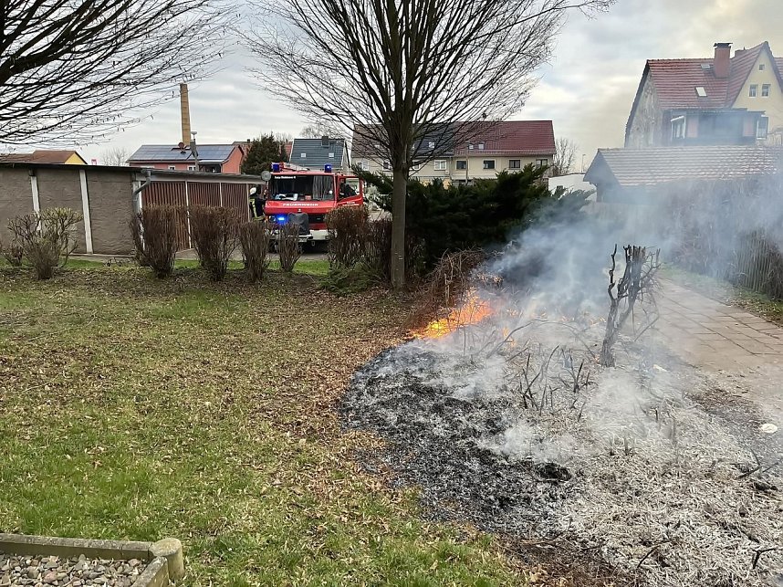Heckenbrand in Heringen