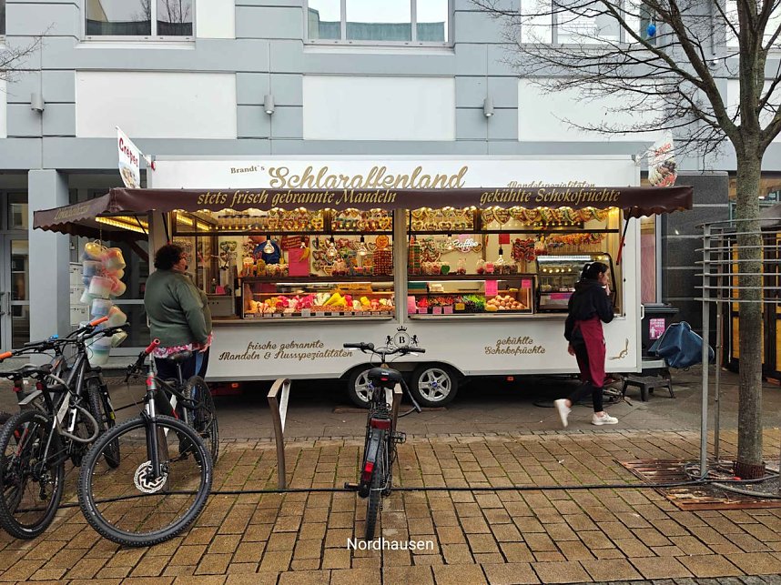 Vergn&uuml;gungsmeile in der Bahnhofstra&szlig;e