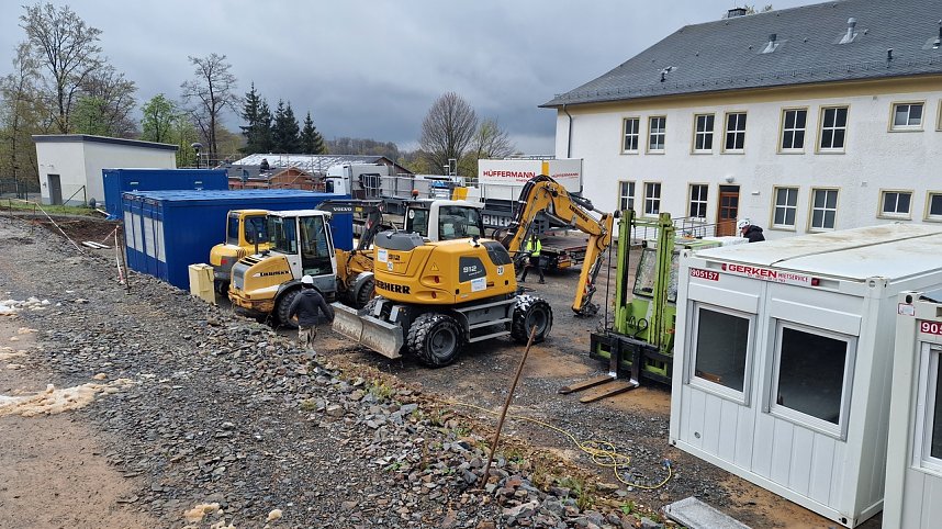 Ein Hexenreich entsteht