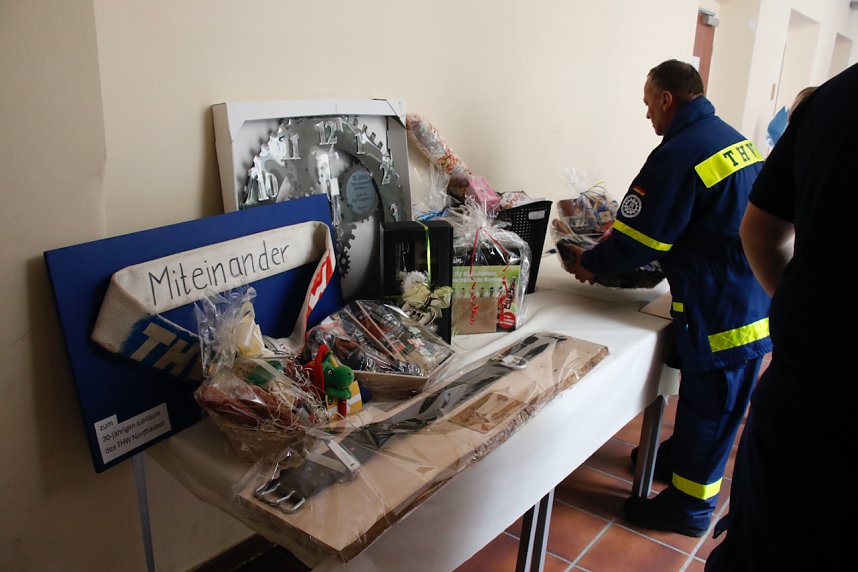 30 Jahre THW auf dem Petersberg