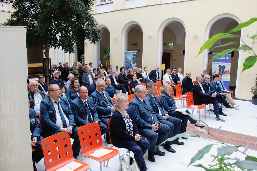 30 Jahre THW auf dem Petersberg