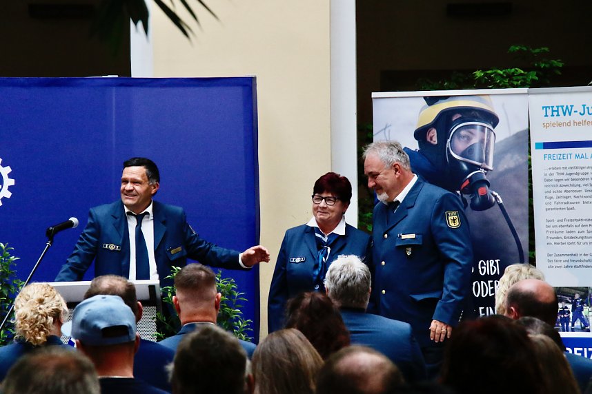 30 Jahre THW auf dem Petersberg