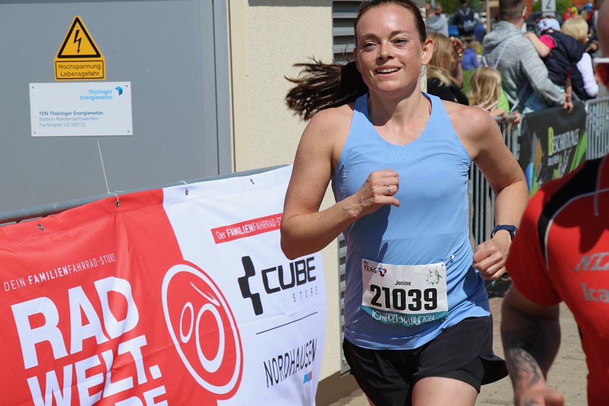 Zieleinlauf zum 10. Harztorlauf