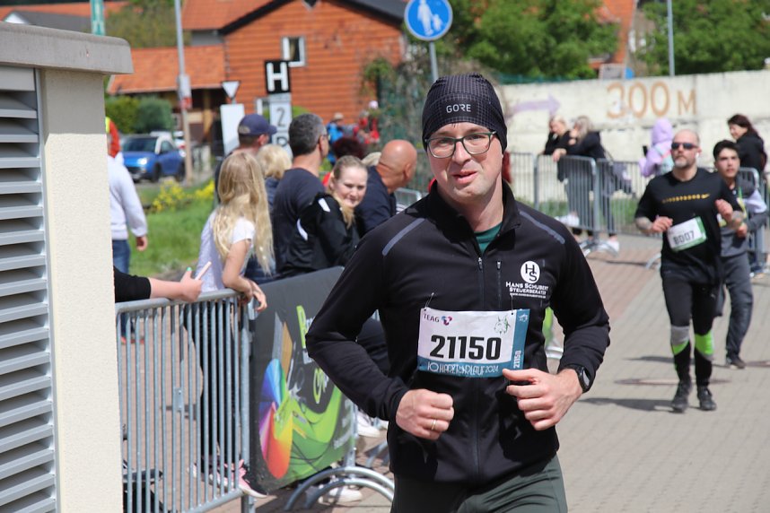 Zieleinlauf zum 10. Harztorlauf