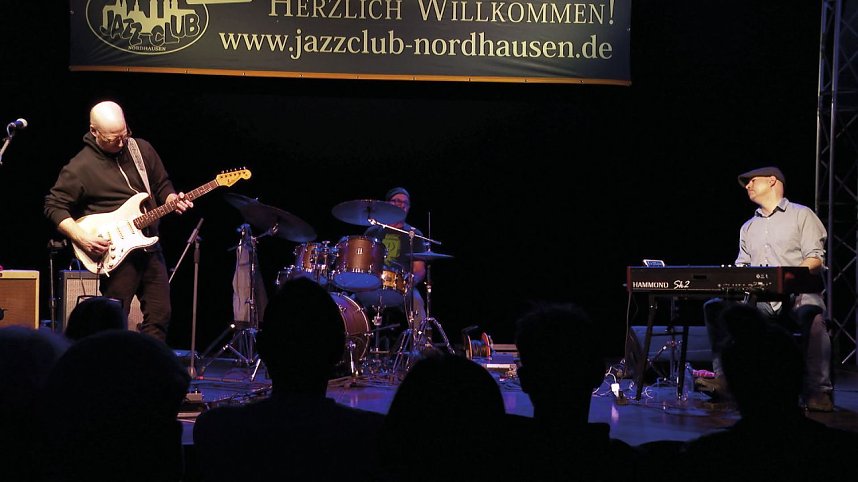 Jazz im Zelt mit dem OZ NOY TRIO
