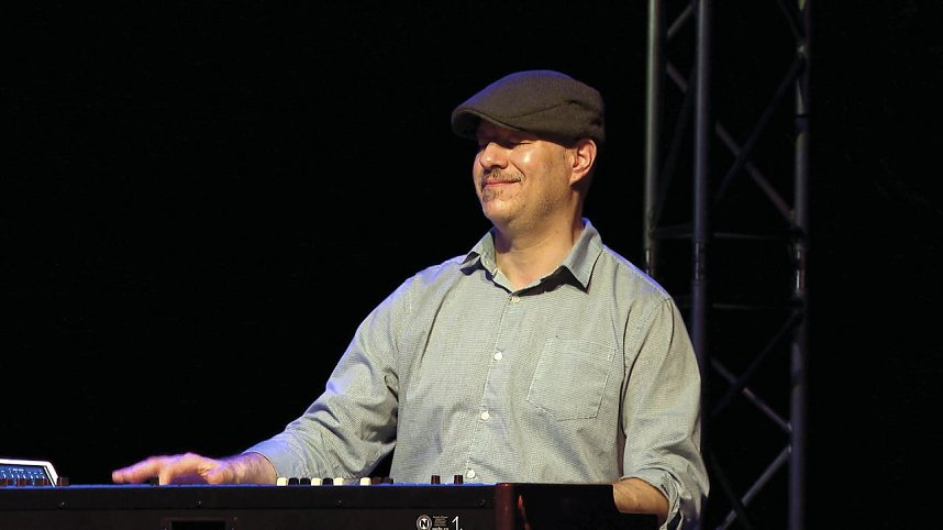 Jazz im Zelt mit dem OZ NOY TRIO