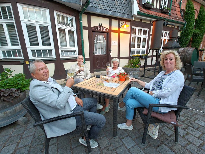 Weinfest in der Traditionsbrennerei
