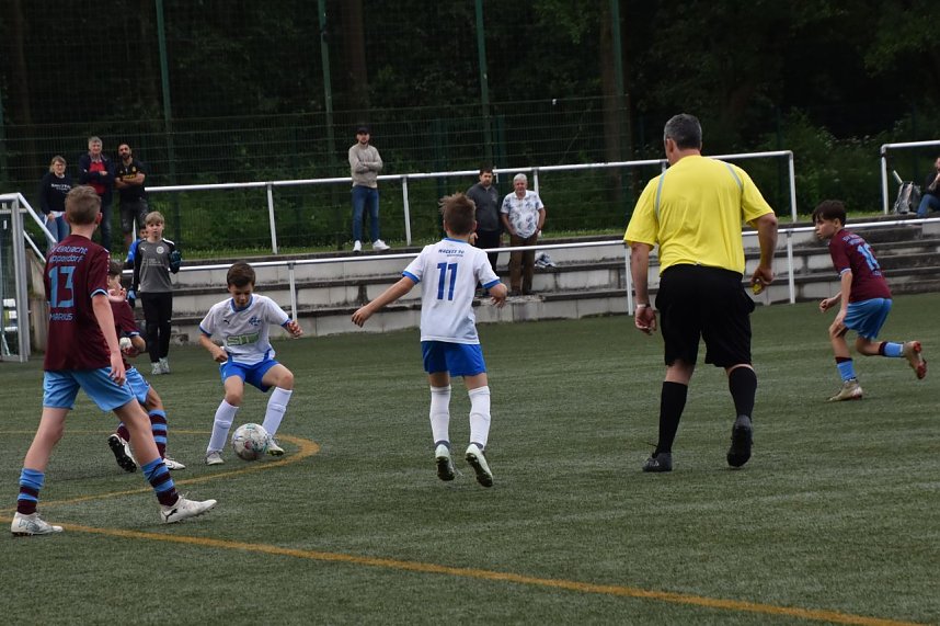 FSV Wacker 90 NDH gegen D 1, SV Eintr. Wipperdorf Posteingang