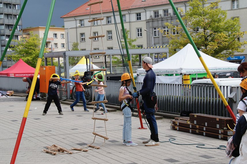 Knax Kinderfest auf dem Parkplatz der Kreissparkasse