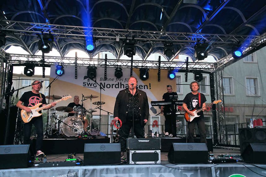 Gro&szlig;e Volksfeststimmung am 2. Tag auf dem Rolandsfest in Nordhausen