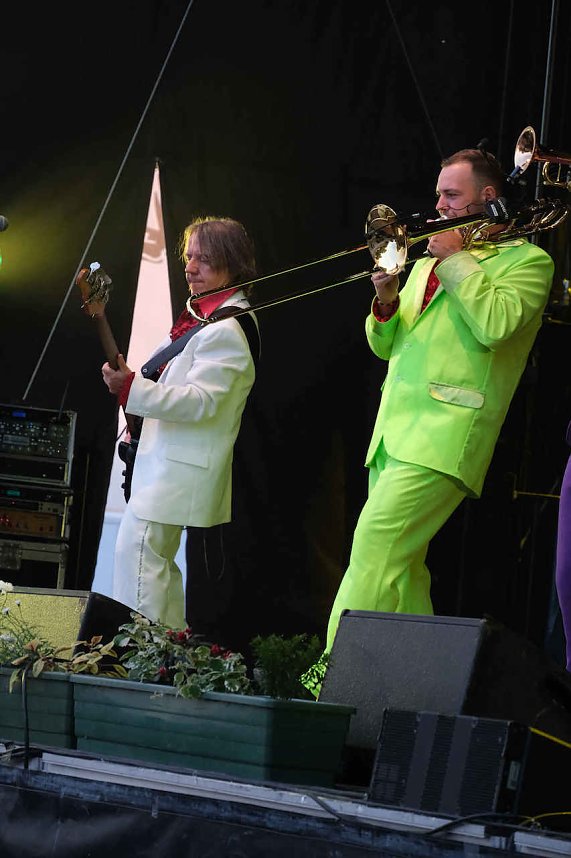 Gro&szlig;e Volksfeststimmung am 2. Tag auf dem Rolandsfest in Nordhausen