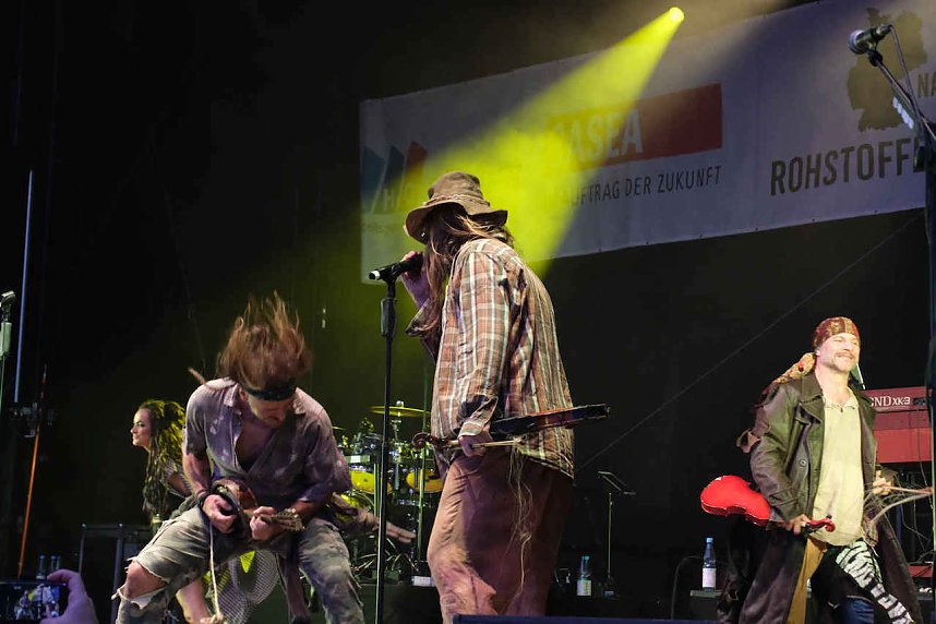 Gro&szlig;e Volksfeststimmung am 2. Tag auf dem Rolandsfest in Nordhausen