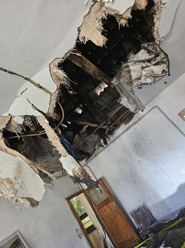 Zwei Br&auml;nde am selben Haus