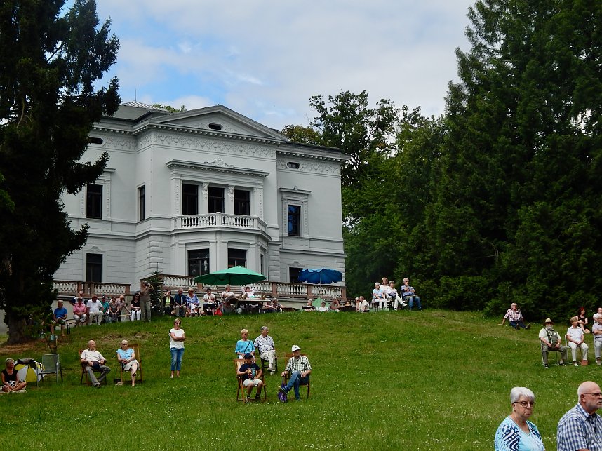 Konzert des Th&uuml;ringer Polizeiorchesters im Park Hohenrode