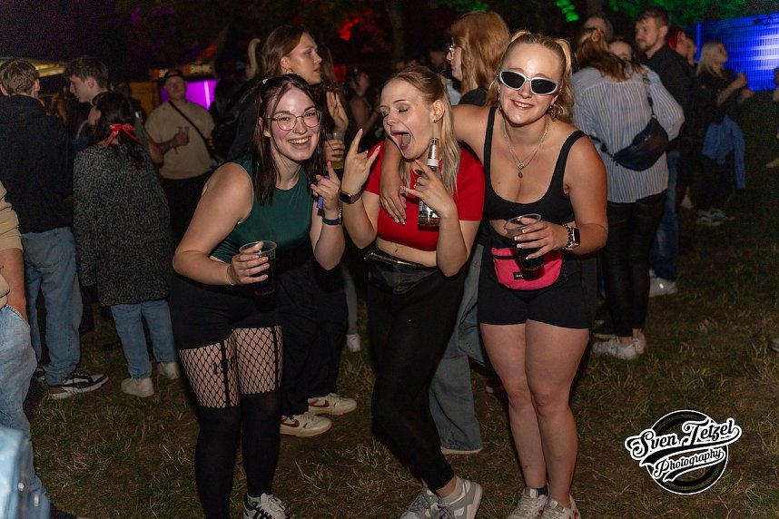 Sommerparty Sun Dance Festival am Kiesschacht