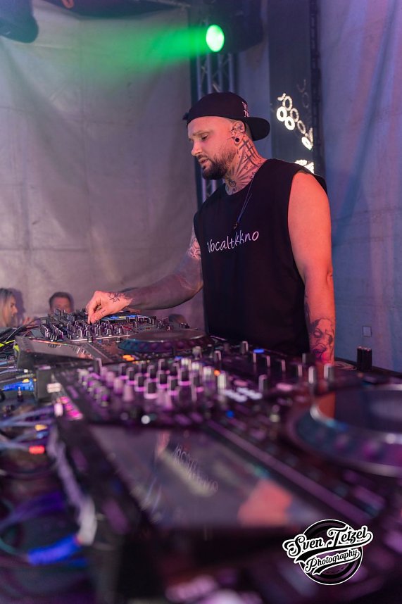 Sommerparty Sun Dance Festival am Kiesschacht