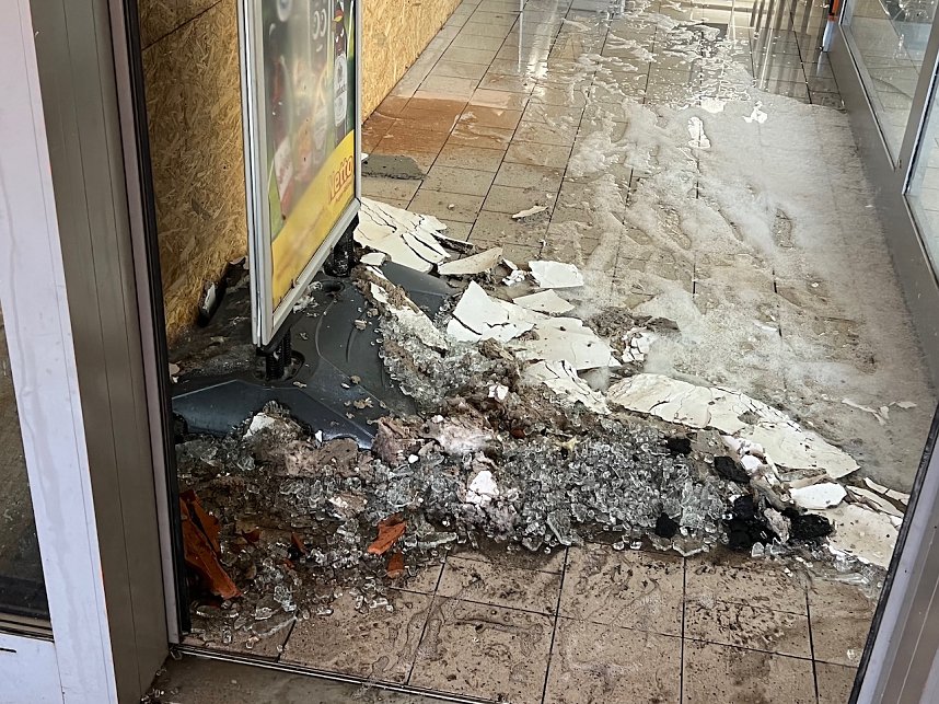 N&auml;chtlicher Brand am Netto-Markt