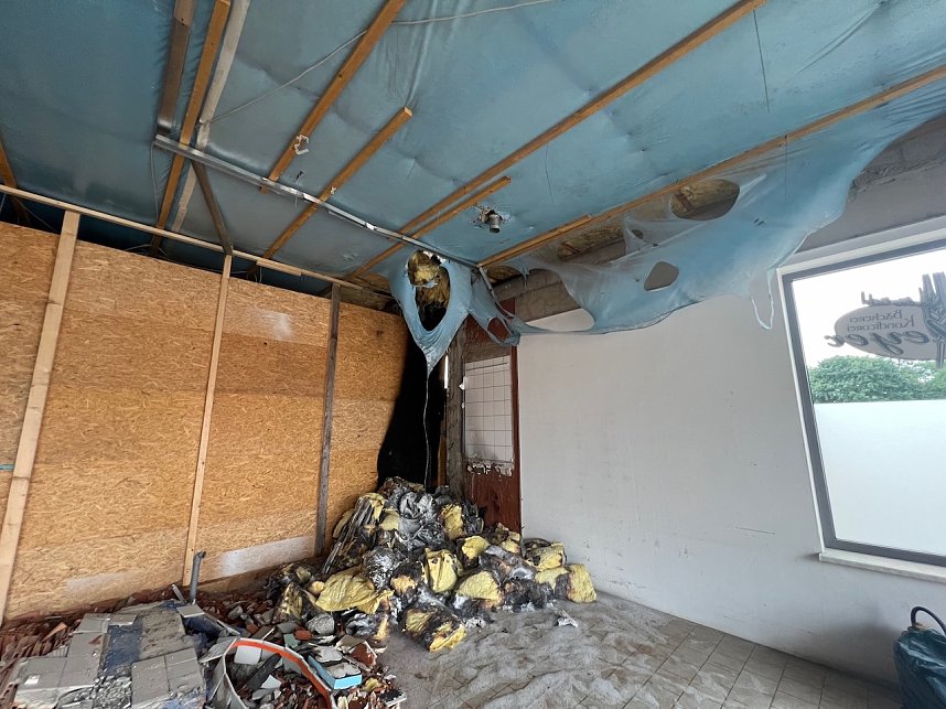 N&auml;chtlicher Brand am Netto-Markt