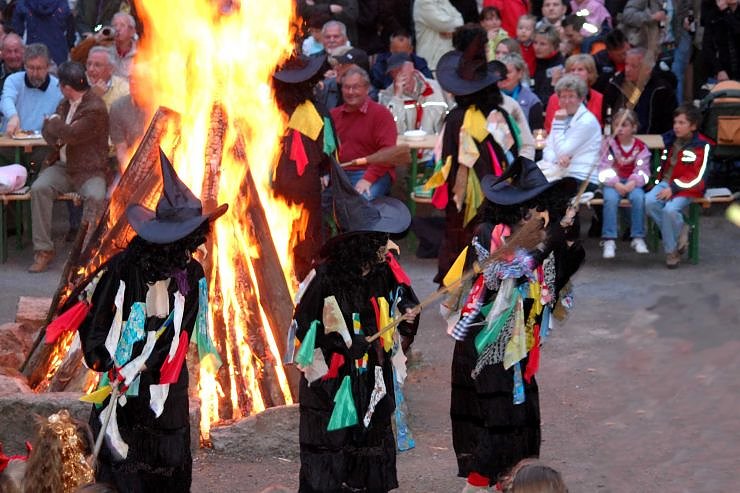 Walpurgis auf dem Grillplatz