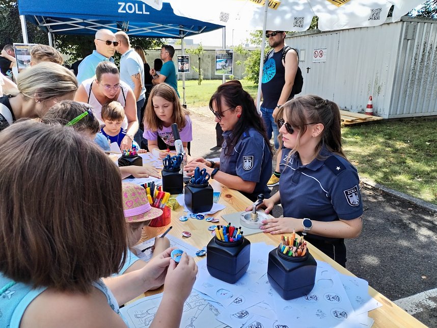 Tag der offenen T&uuml;r bei der Nordh&auml;user Polizei