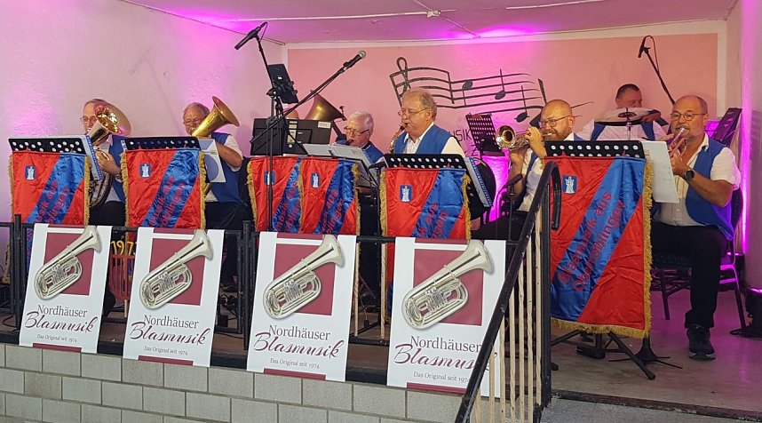 Gro&szlig;es Blasmusikfest in Urbach